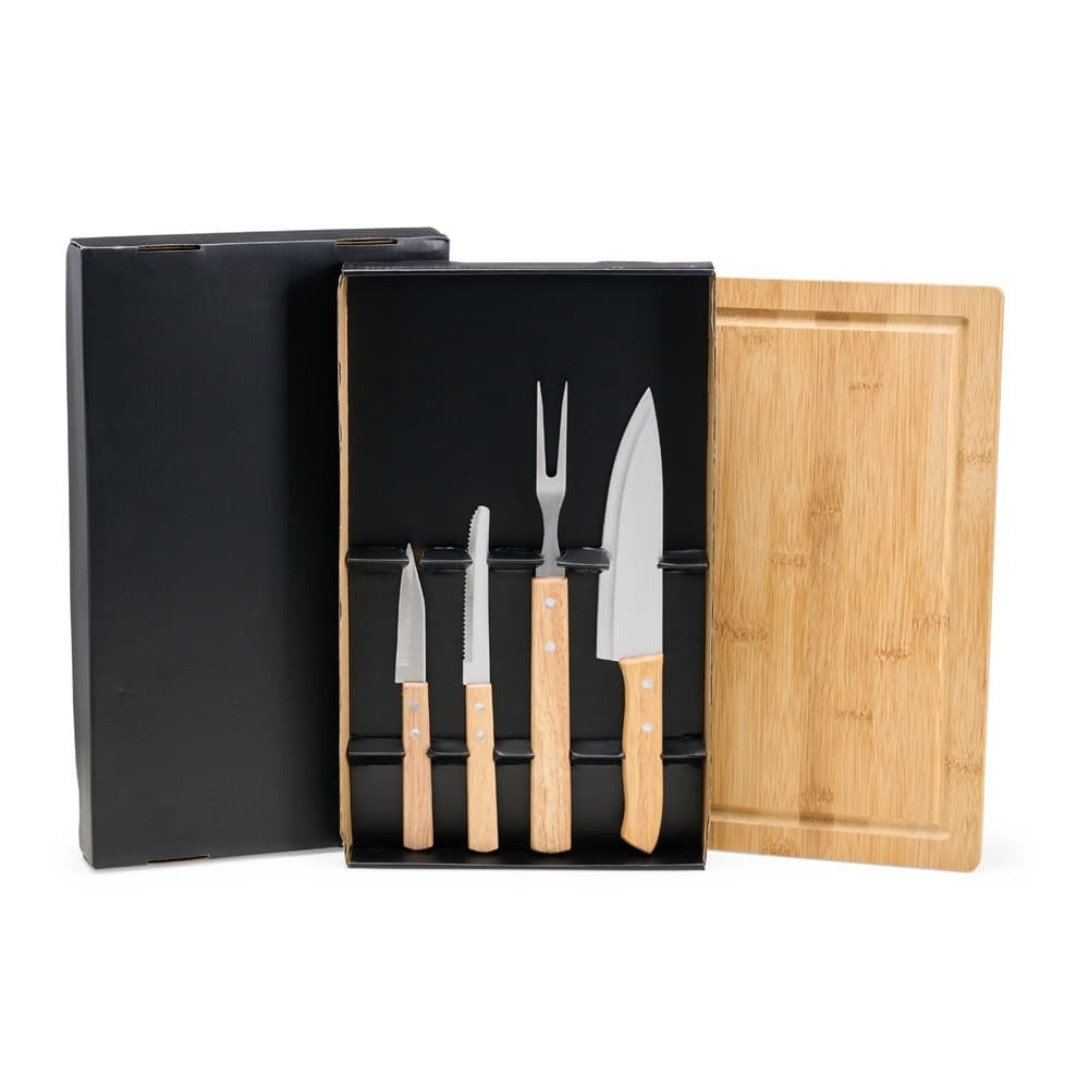 Kit Churrasco 5 Peças com Tábua de Bambu e Facas em Aço Inox personalizado para cozinha e churrasco